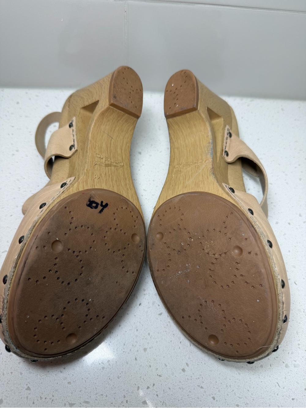 Dansko Thea sandals clogs wedge heel size 41 10 tan leather shoes READ - Picture 7 of 11